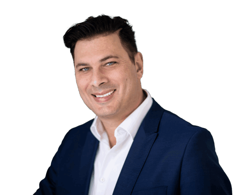 Gründer und Geschäftsführer der Sislak Design Werbeagentur GmbH, einer Full Service Agentur für Branding, Websites, Social Media und Softwareentwicklung mit Sitz in Gelnhausen